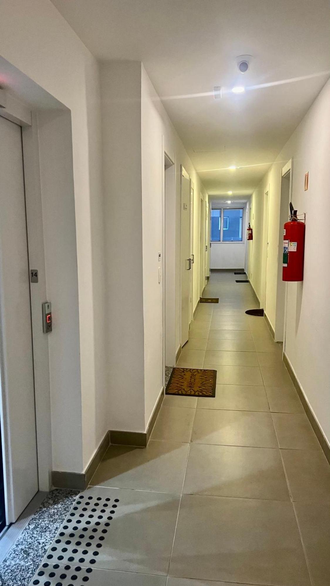 Autentico Em Frente Ao Metro Bras ! Apartment