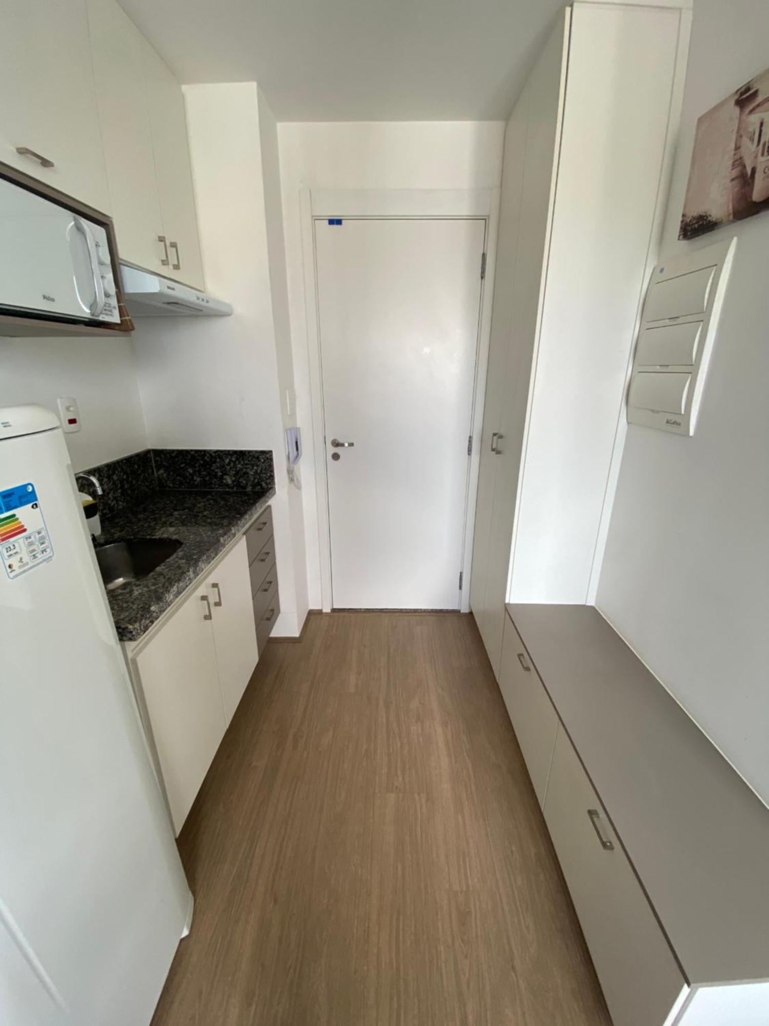 Apartment Autentico Em Frente Ao Metro Bras !