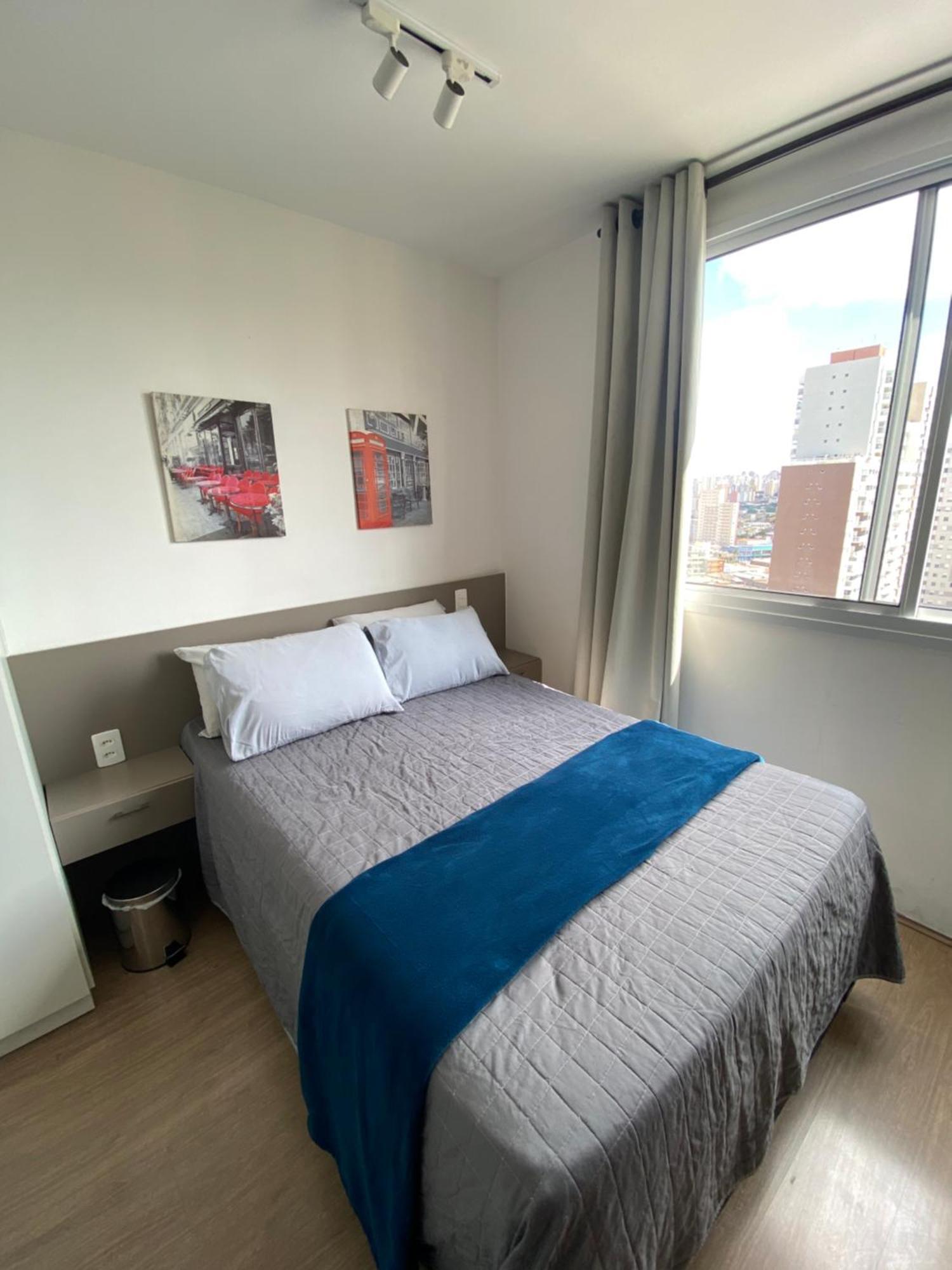 Apartment Autentico Em Frente Ao Metro Bras ! *